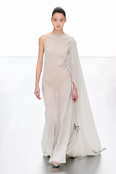 Look 24